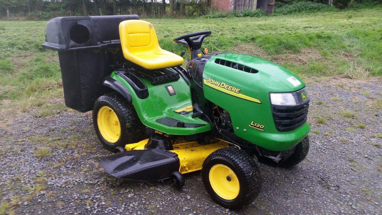 John Deere L120 Automatic Ride On Garden Tractor 20 Hp Briggs Andstratton